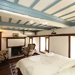 Kirkinca Hotel 3*