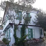 Hotel Kirkinca 3*
