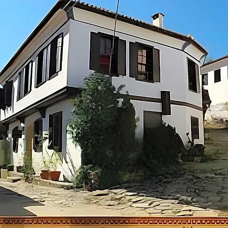 Hotel Kirkinca 3*